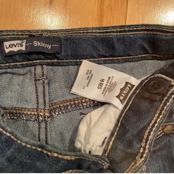Levi’s Skinny Blue Jeans—Girl’s 16R - Picture 4 of 4